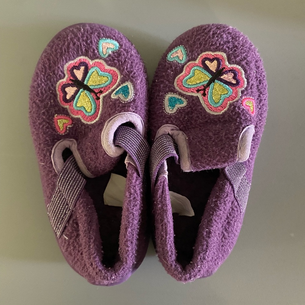 Girls’ Purple Indoor/Outdoor Slippers - size S (5/6)